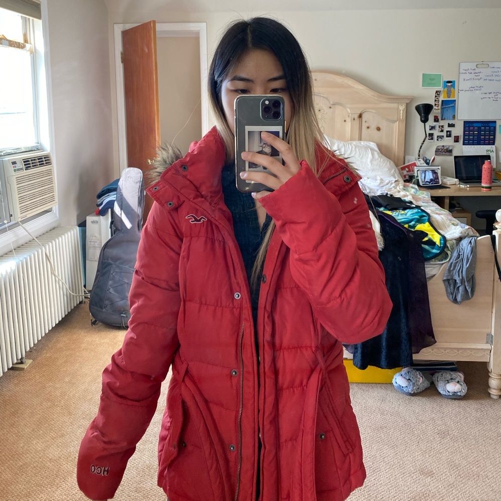 Red puffy jacket - Picture 2 of 3